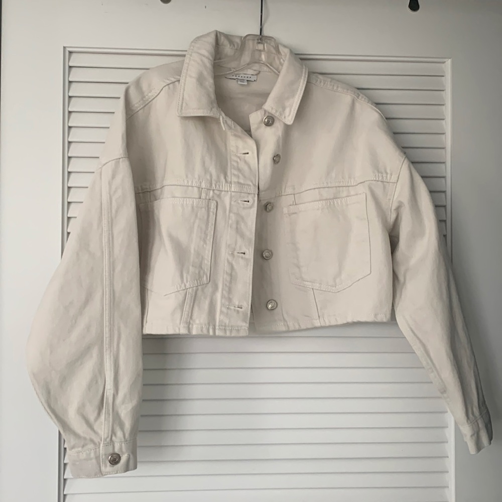 US 6 Topshop Crop White Denim Jacket